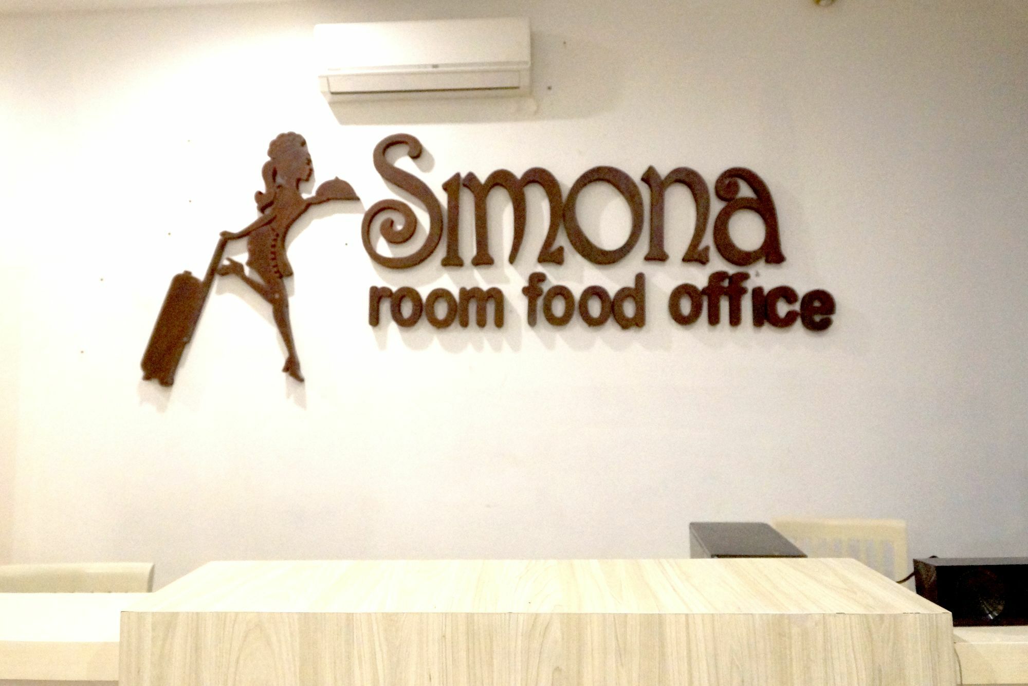 Oyo 1489 Simona Hotel Kerobokan Eksteriør bilde