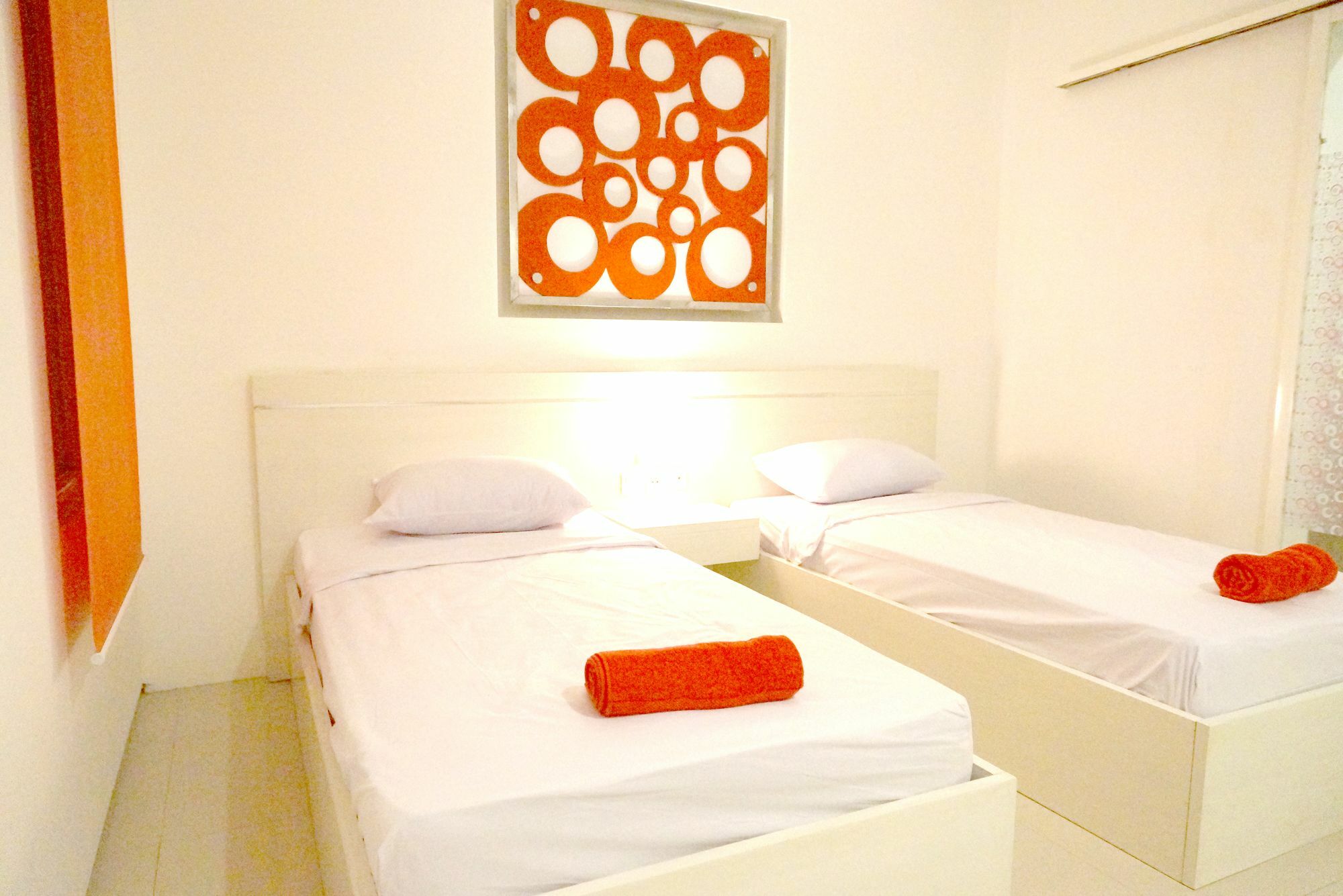 Oyo 1489 Simona Hotel Kerobokan Eksteriør bilde